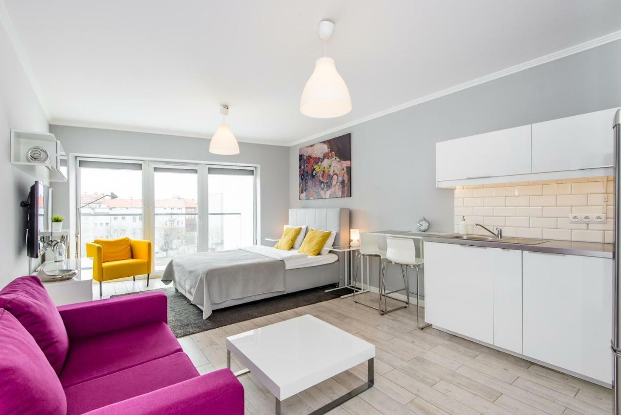 Poznan Şehir Merkezi yakınında 35 m2 stüdyo , 1 banyolu Dış mekan fotoğraf